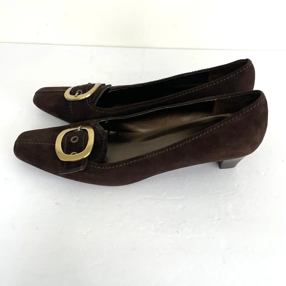Karen Scott Womens Brown‎ Suede Kitten Heels Square Toe Buckle Pumps